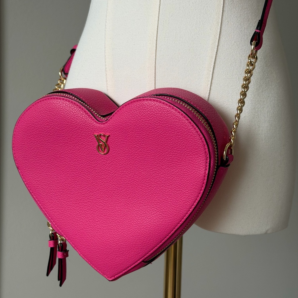 Victoria's Secret Heart Crossbody Bag - Hot Pink - Picture 3 of 15